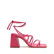 Fernanda Sandal
